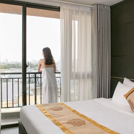 Hanami Hotel Danang Exterior photo