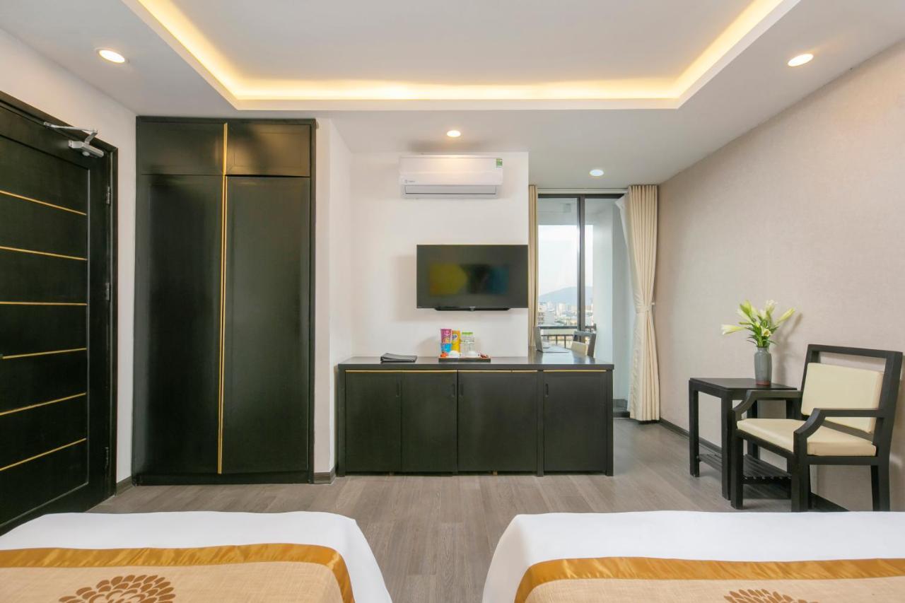Hanami Hotel Danang Exterior photo