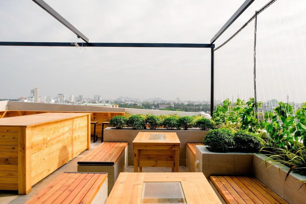 Hanami Hotel Danang Exterior photo