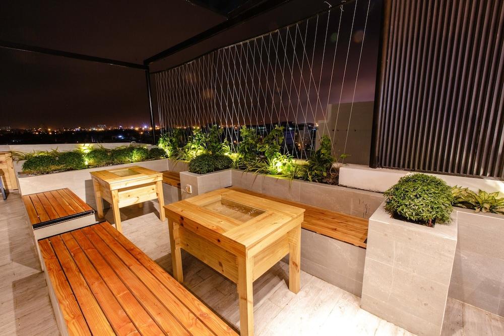 Hanami Hotel Danang Exterior photo